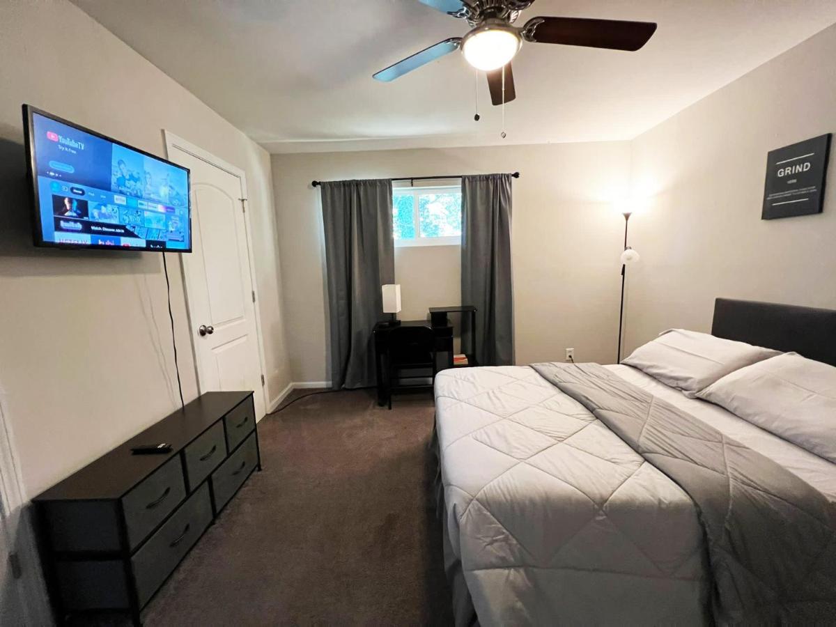 The Lux 28 Tvs Every Room Free Wifi Atlanta Exterior photo